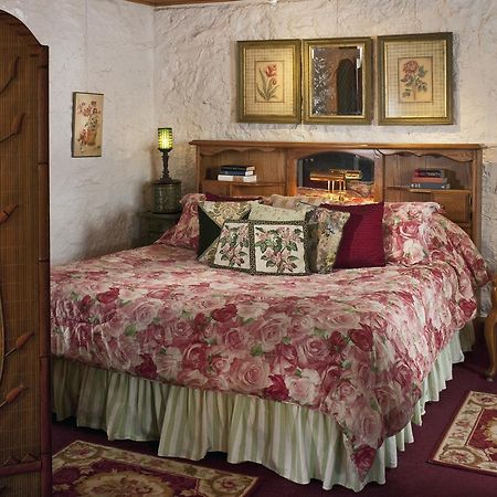 Cliff Cottage Inn, Downtown Bed & Breakfast Eureka Springs Buitenkant foto