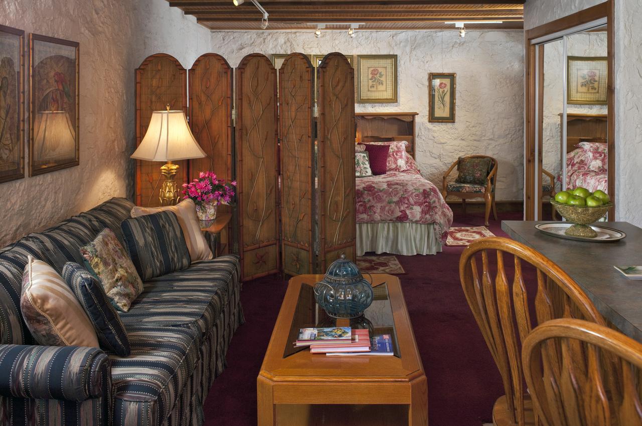 Cliff Cottage Inn, Downtown Bed & Breakfast Eureka Springs Buitenkant foto