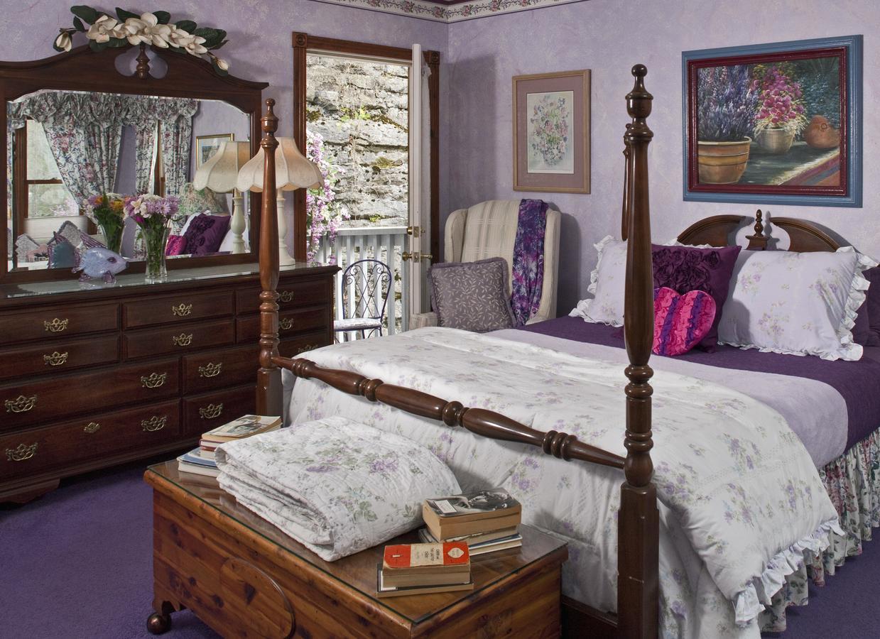 Cliff Cottage Inn, Downtown Bed & Breakfast Eureka Springs Buitenkant foto